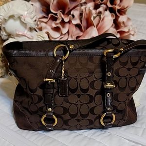 Coach Signature Gallery Tote
